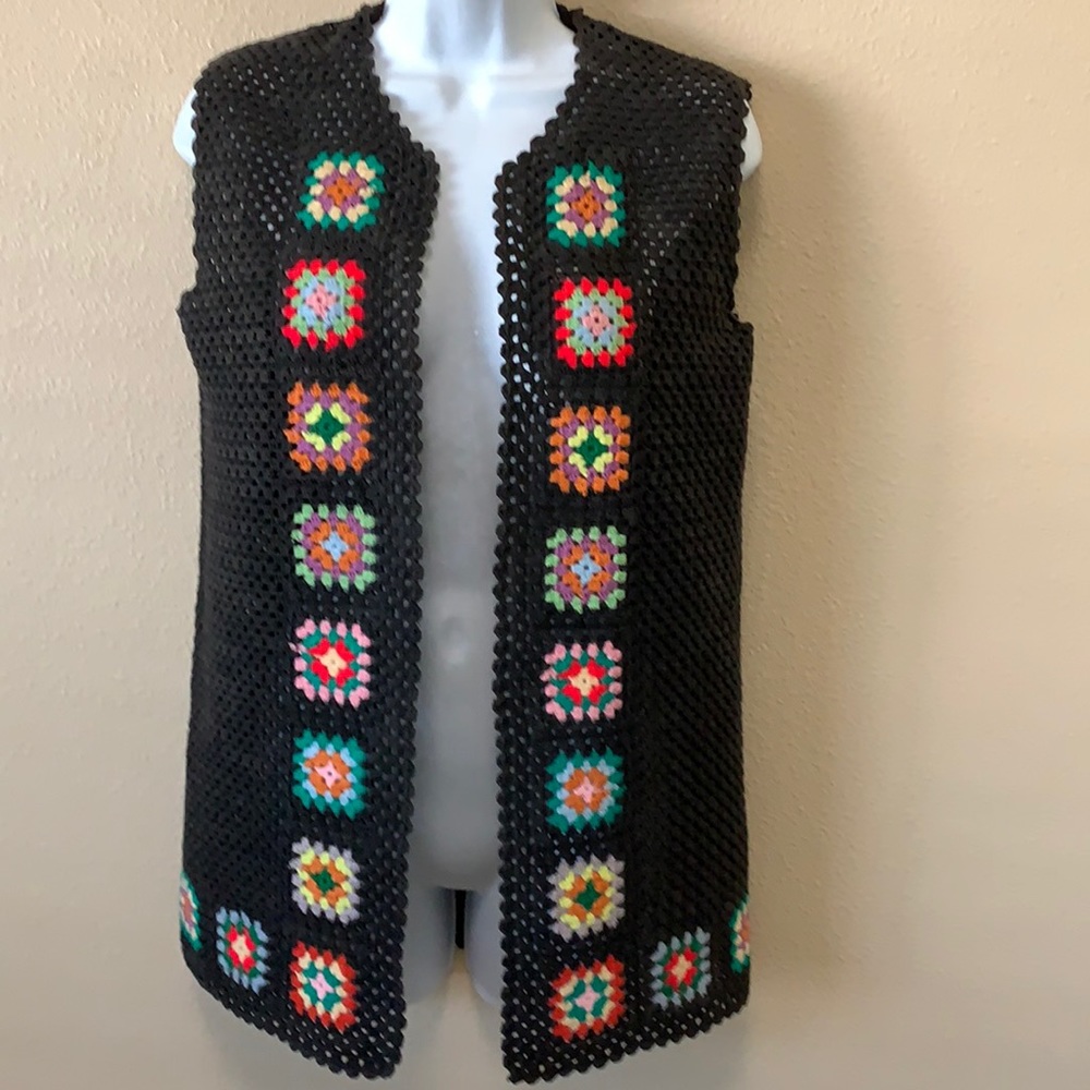Vintage Black Granny square sweater vest crochet